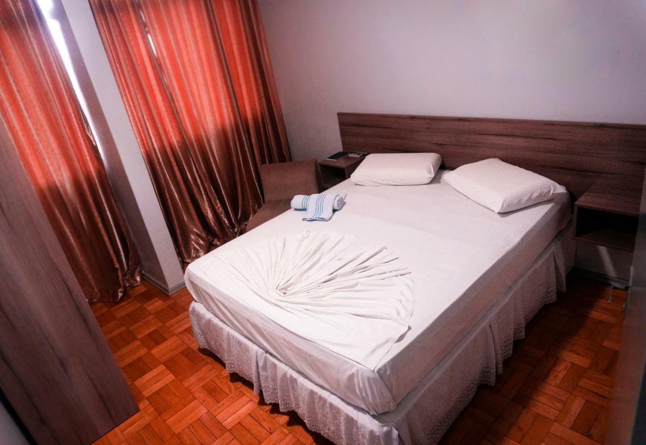 Hotel Debacco Santo Ângelo Eksteriør billede